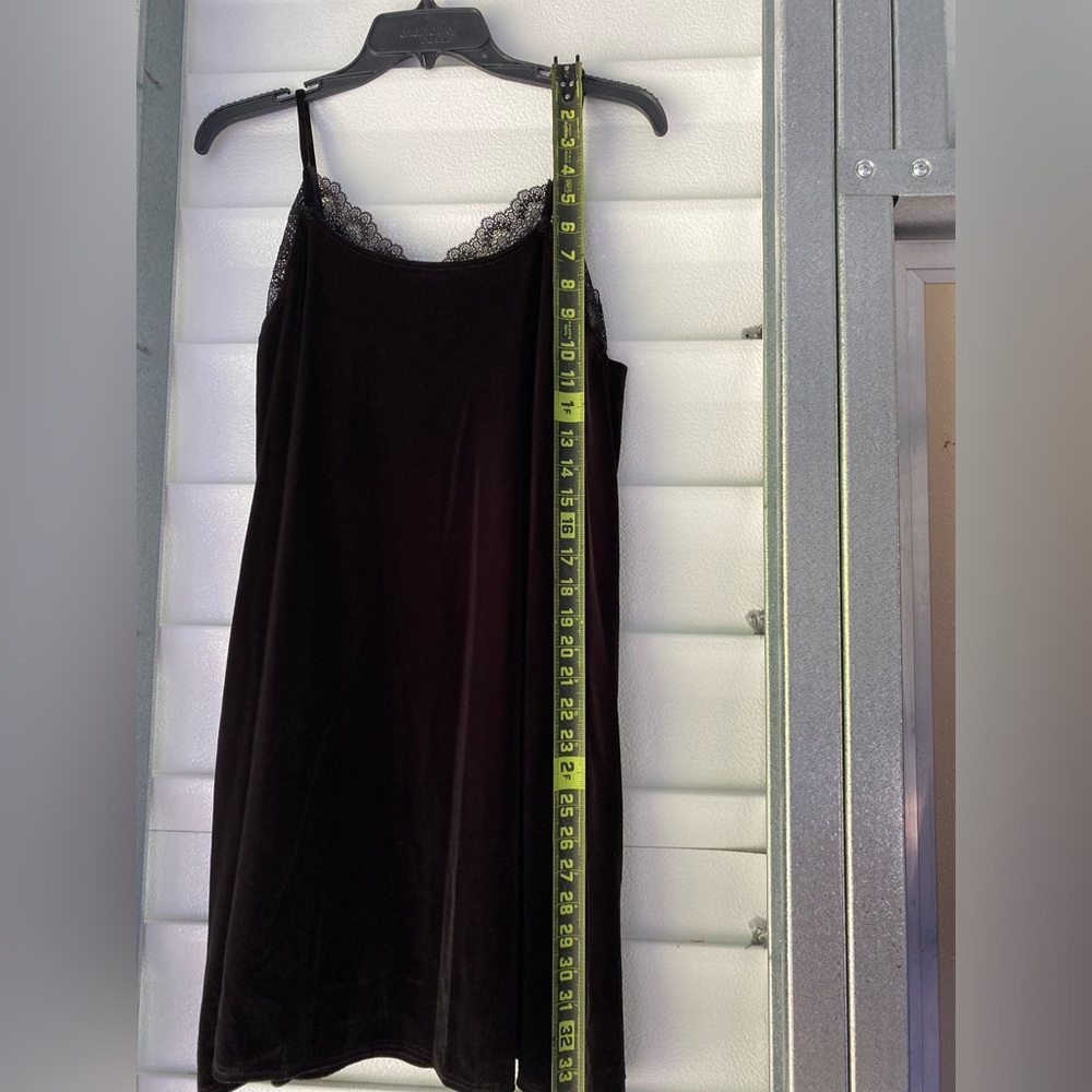 NWT Anthropologie Maronie Black velvet mini dress Size L - Picture 5 of 8